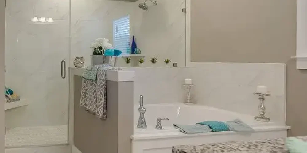 6108051b-7f43-44a7-bcad-f48ff25b1854_45828492965_o