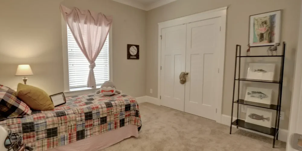 down-guest-pano-2_32868918228_o