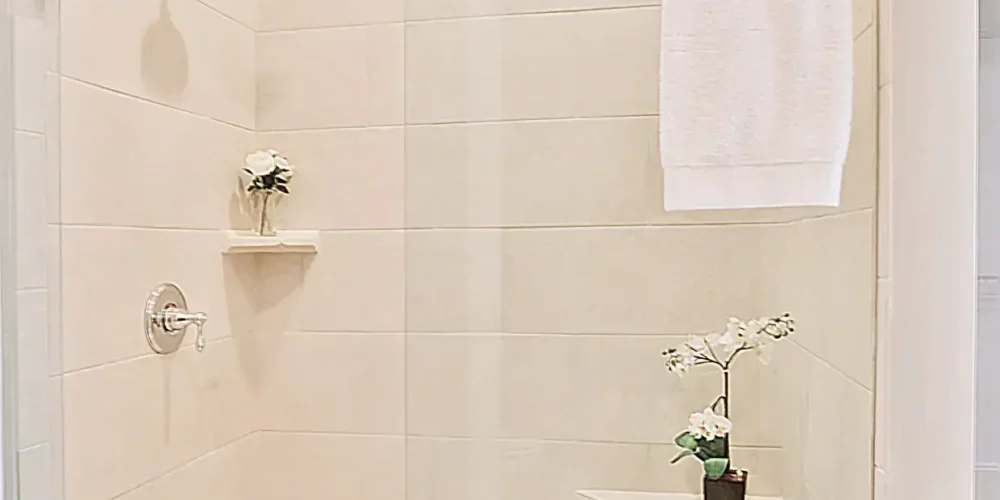 pearmain-master-shower_32868944038_o