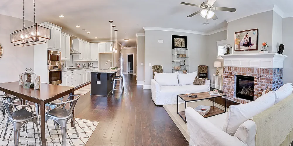 pearmain-pano_31802660487_o